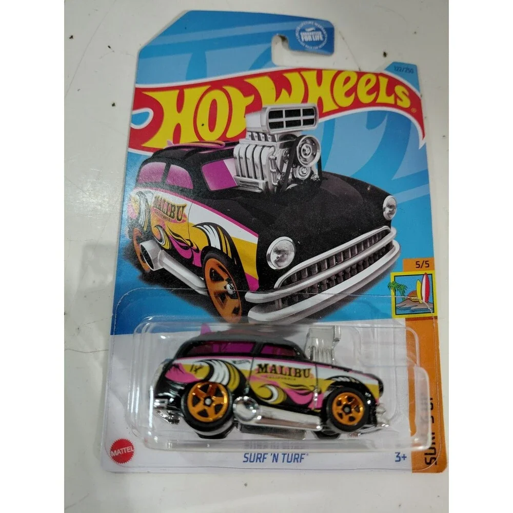 NIP Hot Wheels Surf's Up 1:64 Diecast Surf N Turf Malibu California Woody Wagon